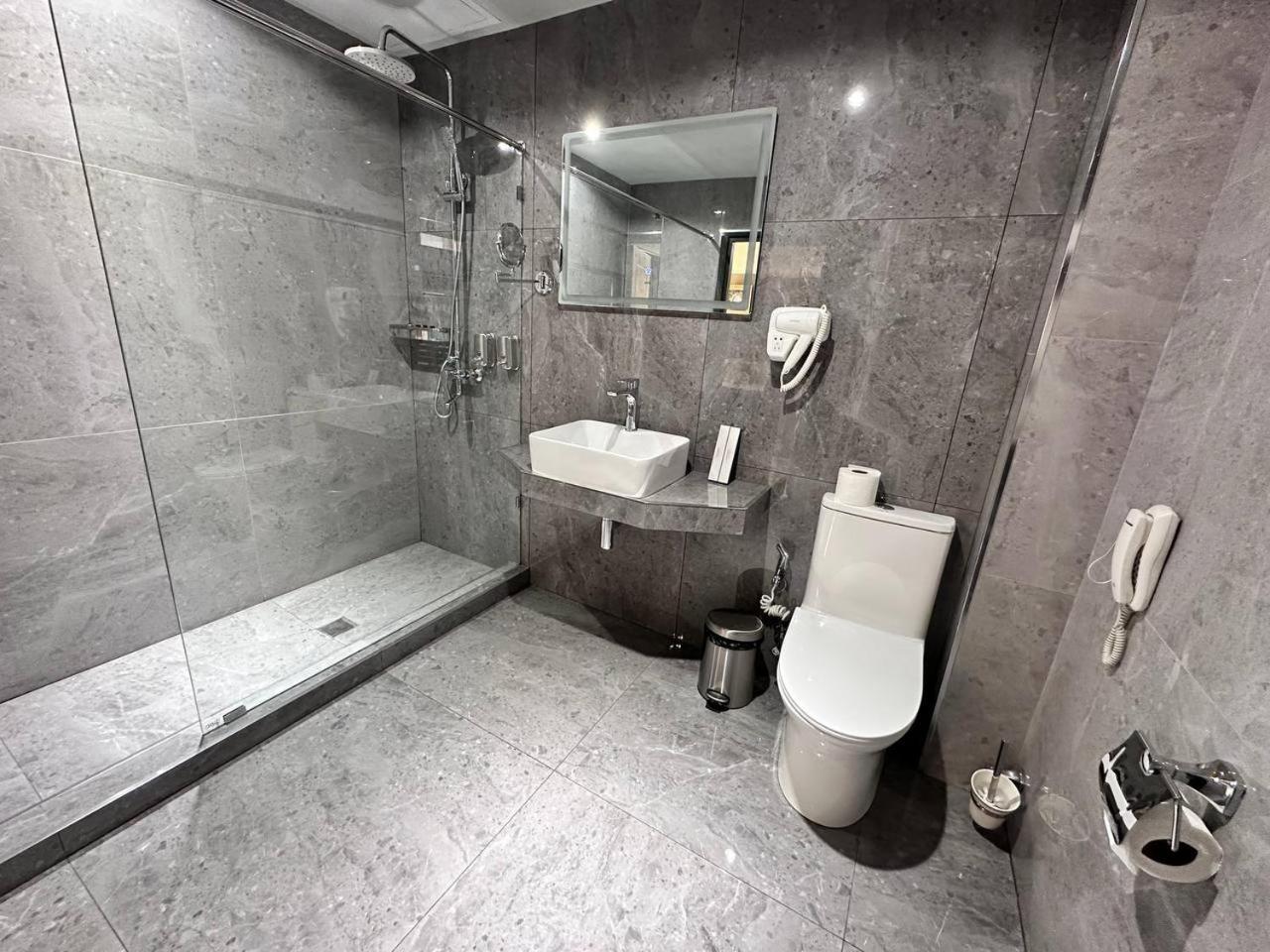 Husma Hotel & Spa ทาชเคนต์ ภายนอก รูปภาพ